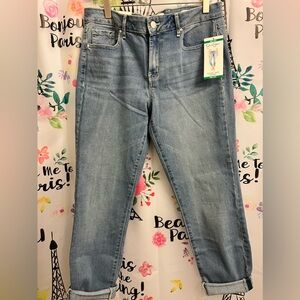 Spotlight High Rise Straight Jeans in Carry On.